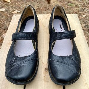 Clarks Unstructured Mary Jane